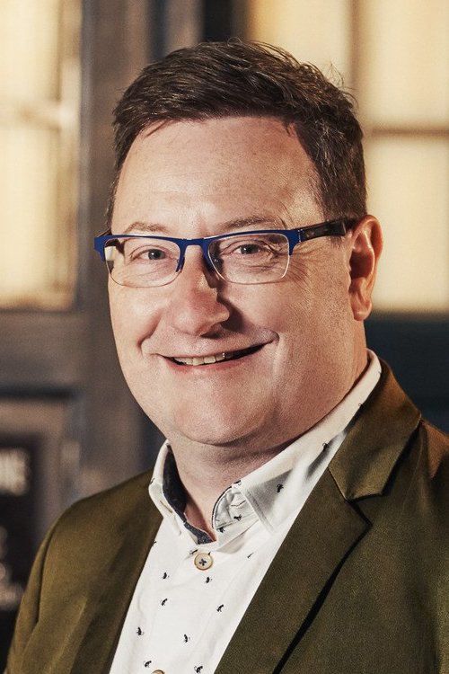 بازیگر Chris Chibnall  