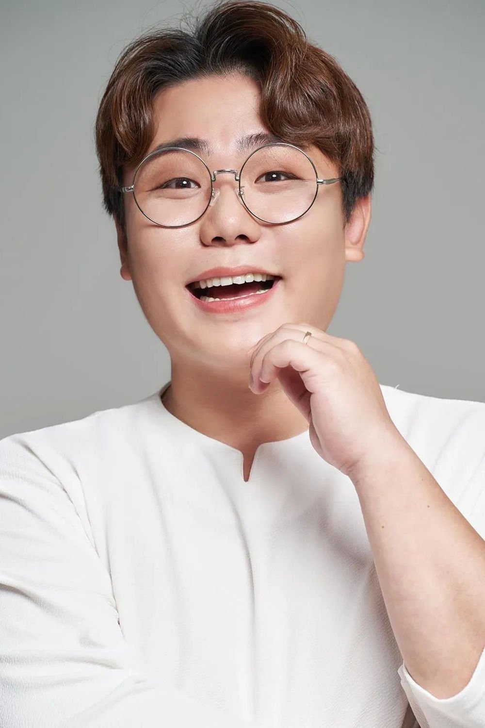 بازیگر 송필근  