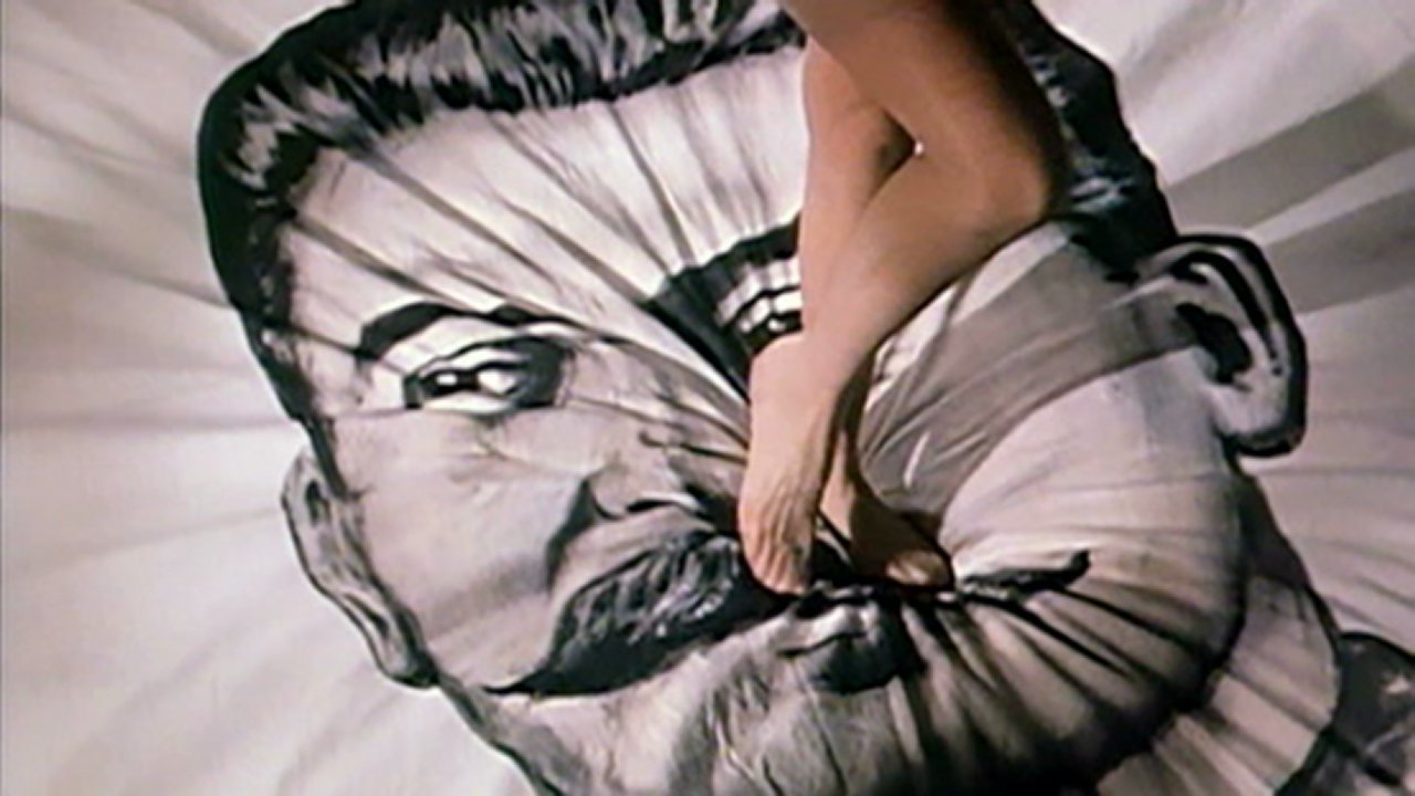 Sai cosa faceva Stalin alle donne?|Sai cosa faceva Stalin alle donne?