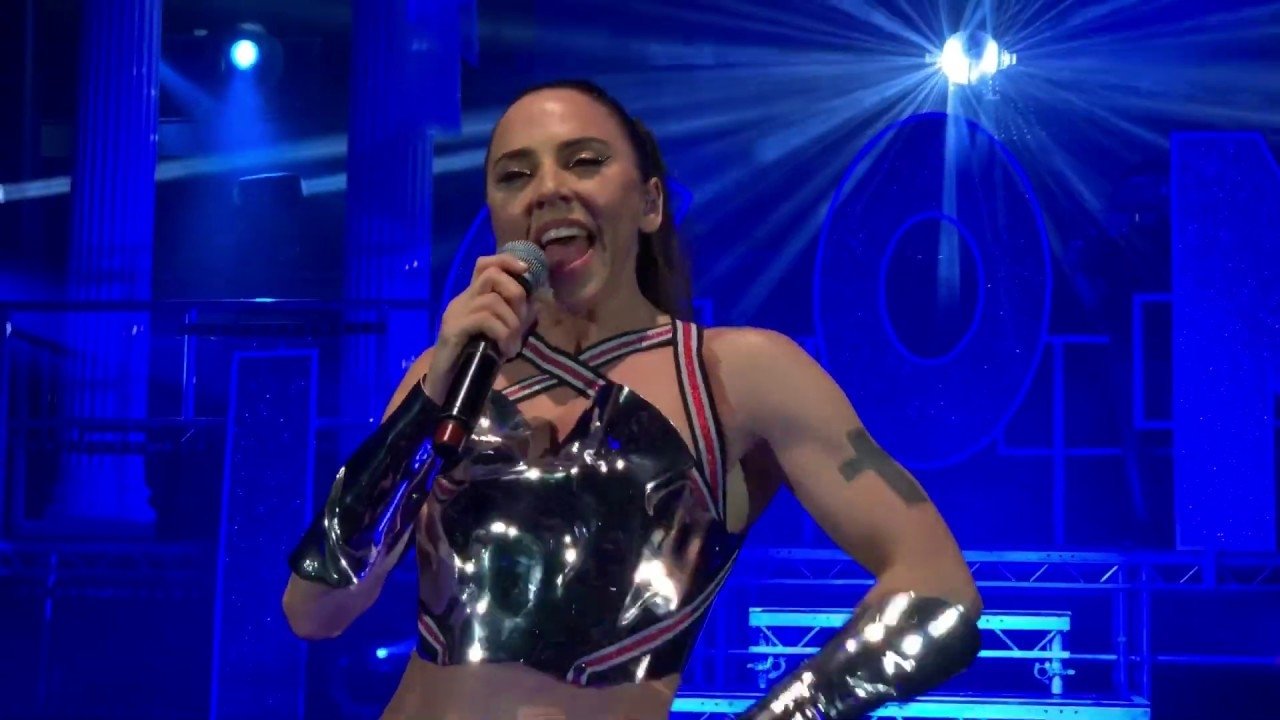 Melanie C ft. Sink The Pink - Live At The Troxy|Melanie C ft. Sink The Pink - Live At The Troxy