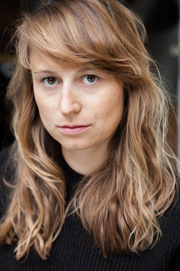 بازیگر Ines Hollinger  