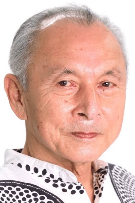 بازیگر 峰蘭太郎  