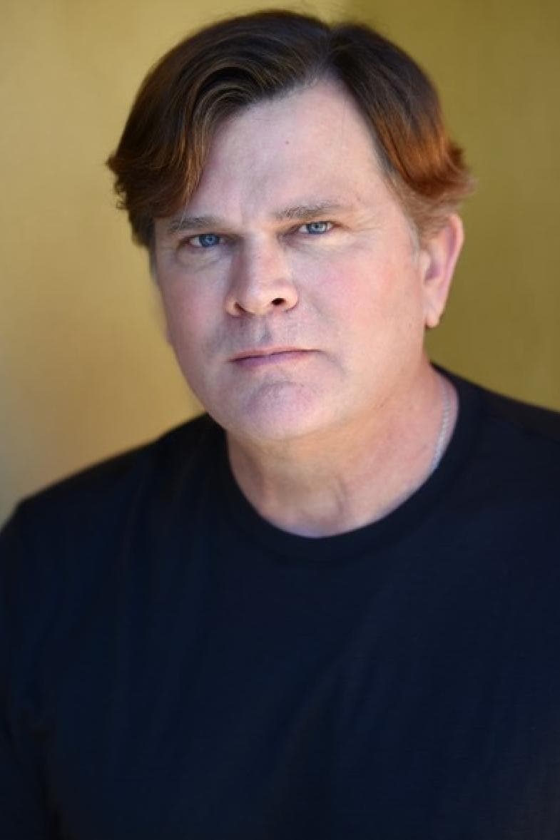 بازیگر Garrett Andrew Ahrens  