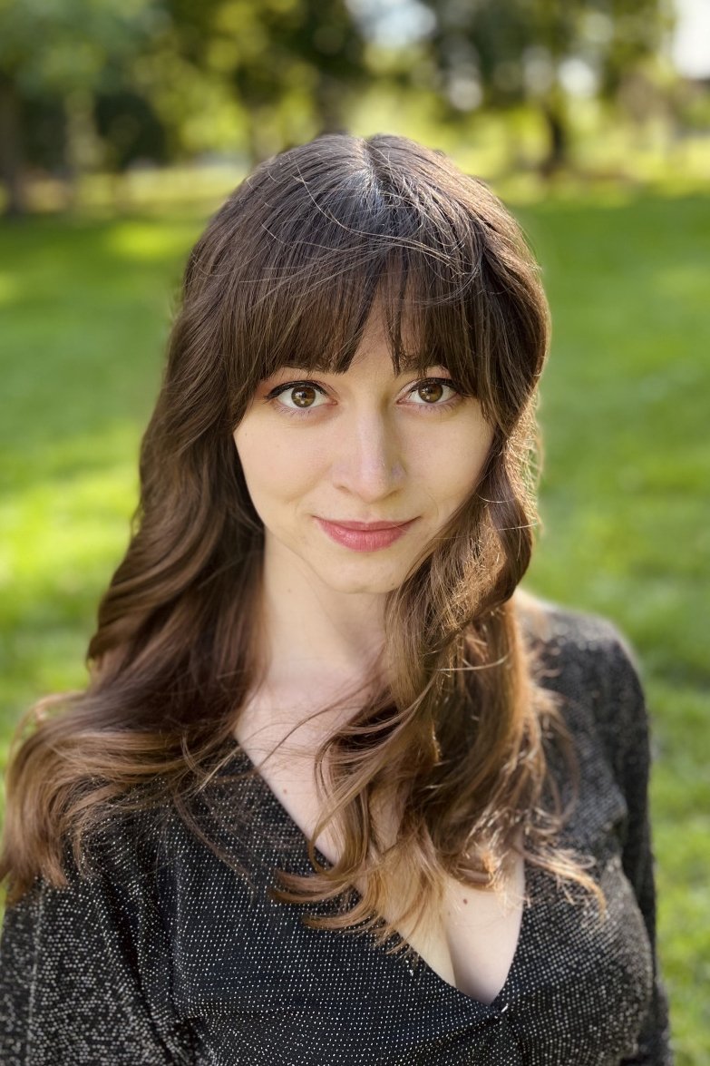 بازیگر Eva Gribová  