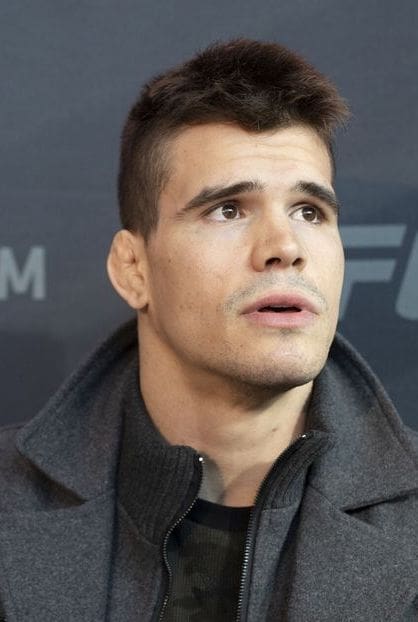 بازیگر Mickey Gall  