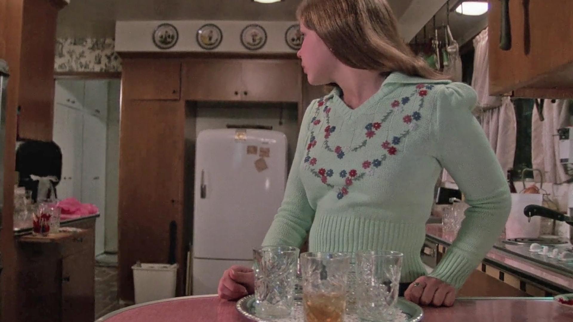 Sarah T. - Portrait of a Teenage Alcoholic|Sarah T. - Portrait of a Teenage Alcoholic