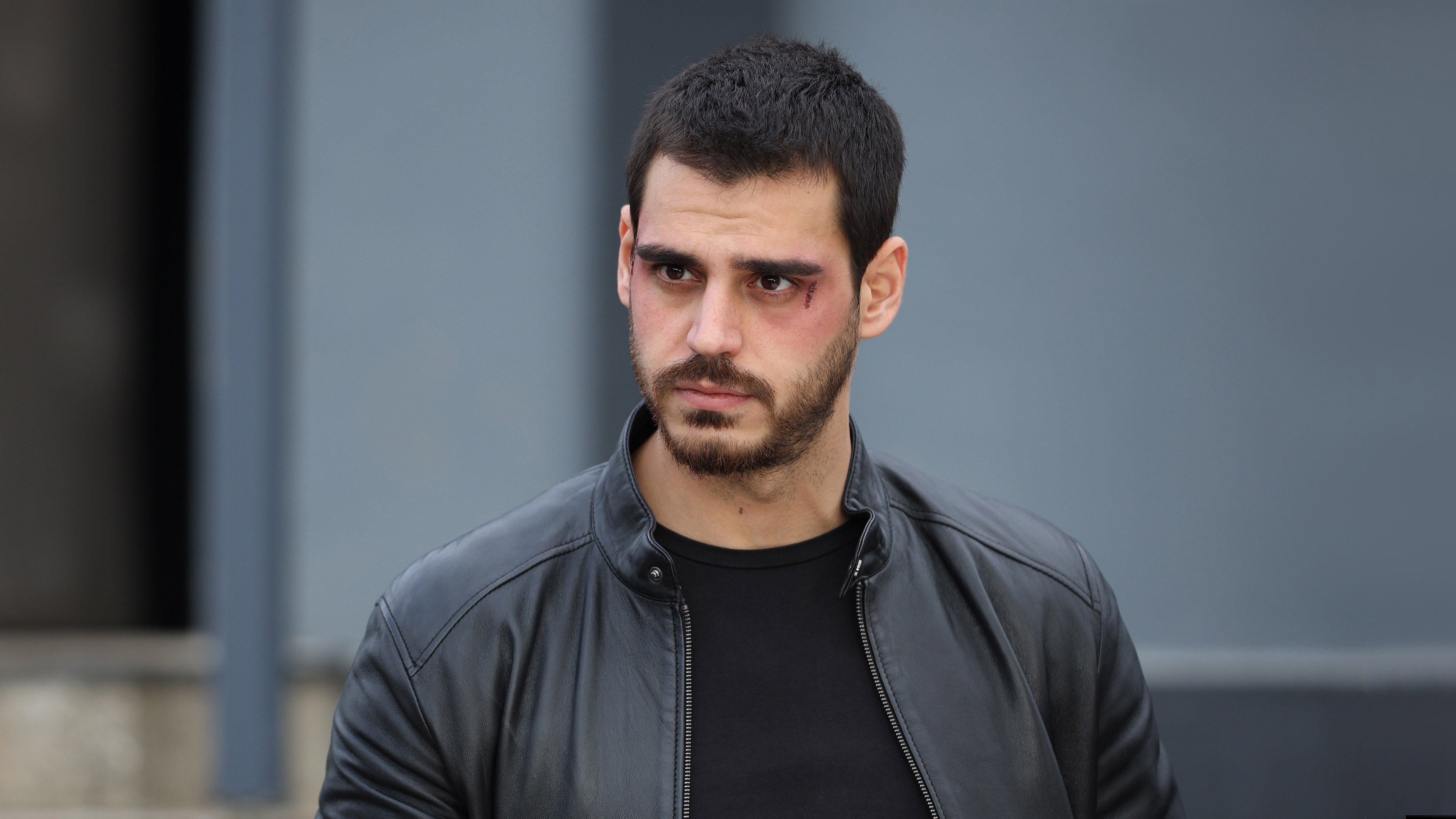 Yalnız Kurt|Yalnız Kurt