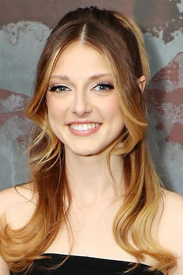 بازیگر Alexandra Doke  