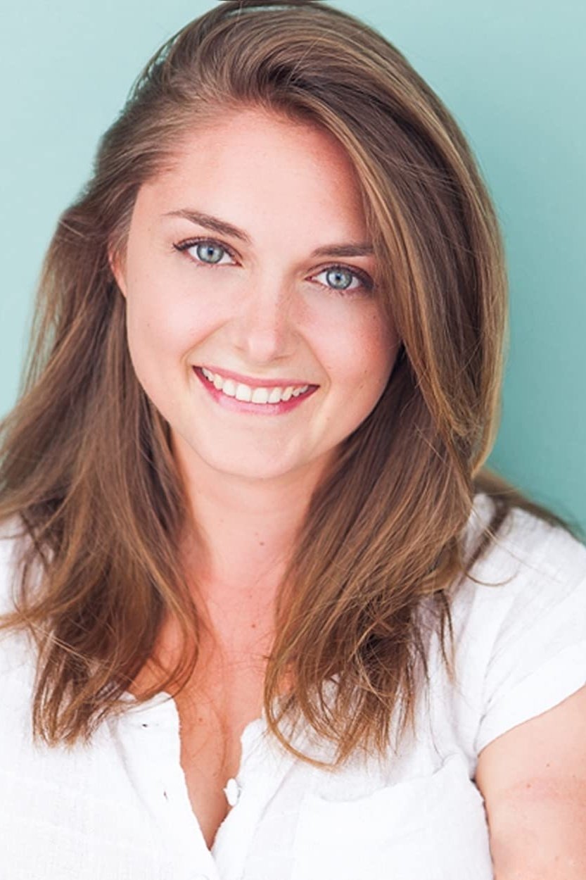 بازیگر Hallie Haas  
