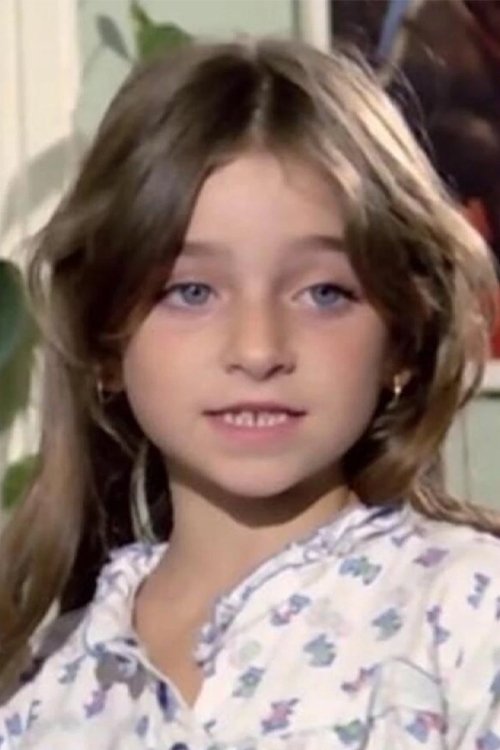 بازیگر Zeynep Çayıroğlu  