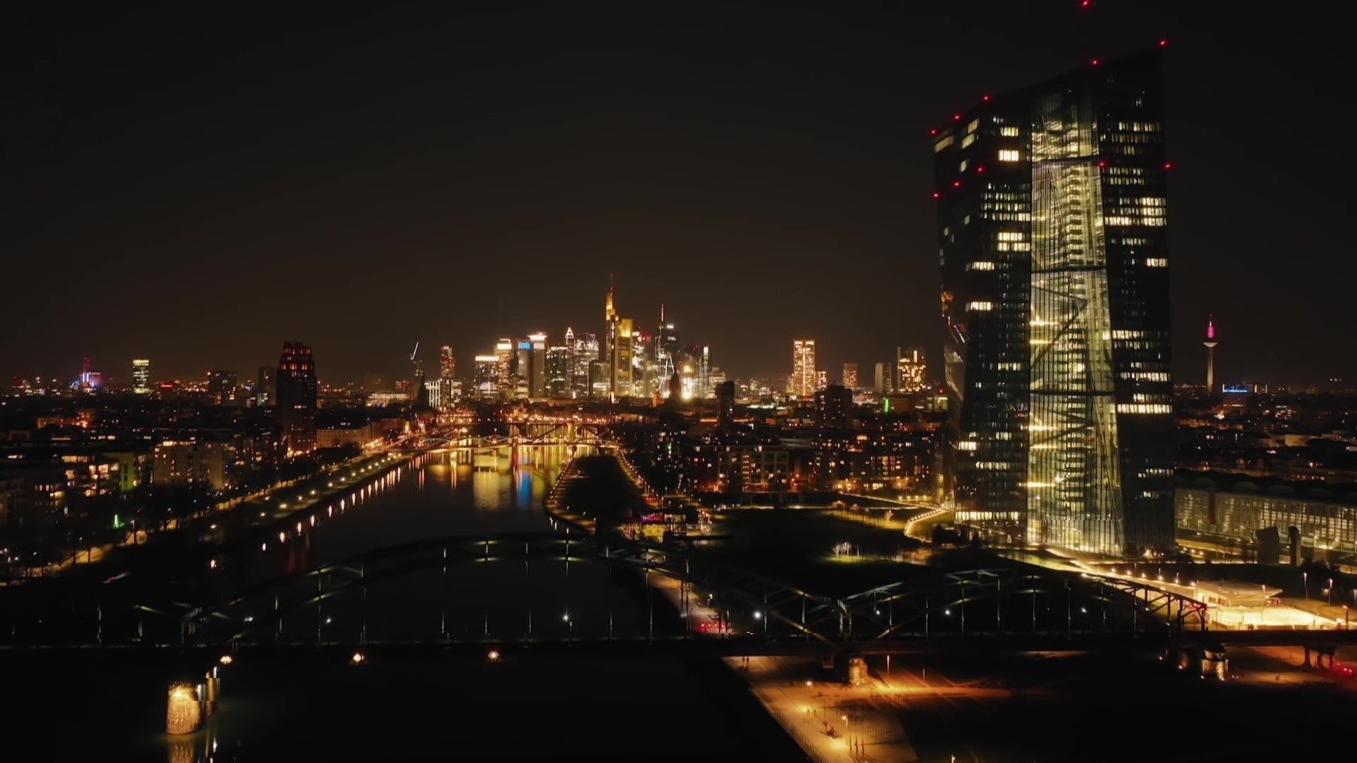 Moneyland - Die dunklen Geschäfte der Finanzindustrie|Moneyland - Die dunklen Geschäfte der Finanzindustrie