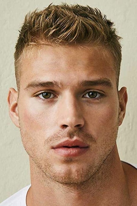 بازیگر Matthew Noszka  