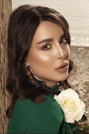 بازیگر سارة أبي كنعان  