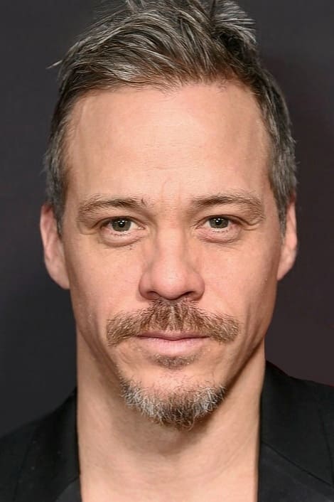 بازیگر Michael Raymond-James  