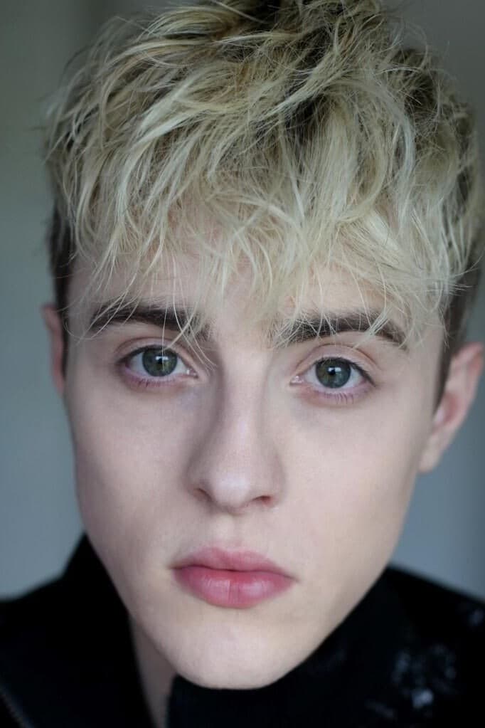 بازیگر Edward Grimes  