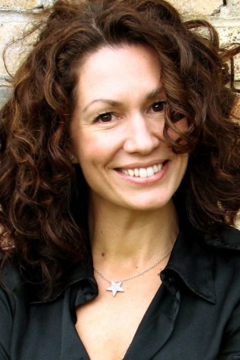 بازیگر Kitty Flanagan  