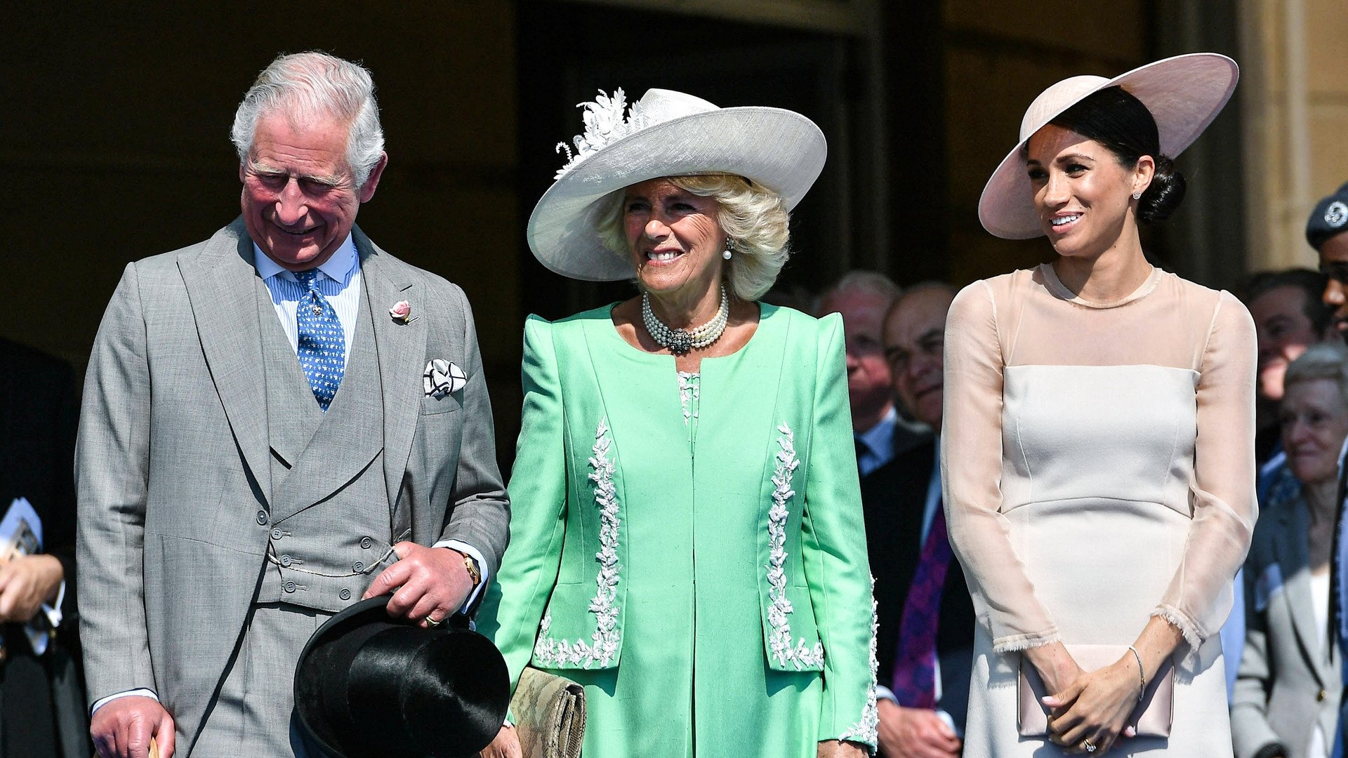 Harry and Meghan Vs The Monarchy|Harry and Meghan Vs The Monarchy