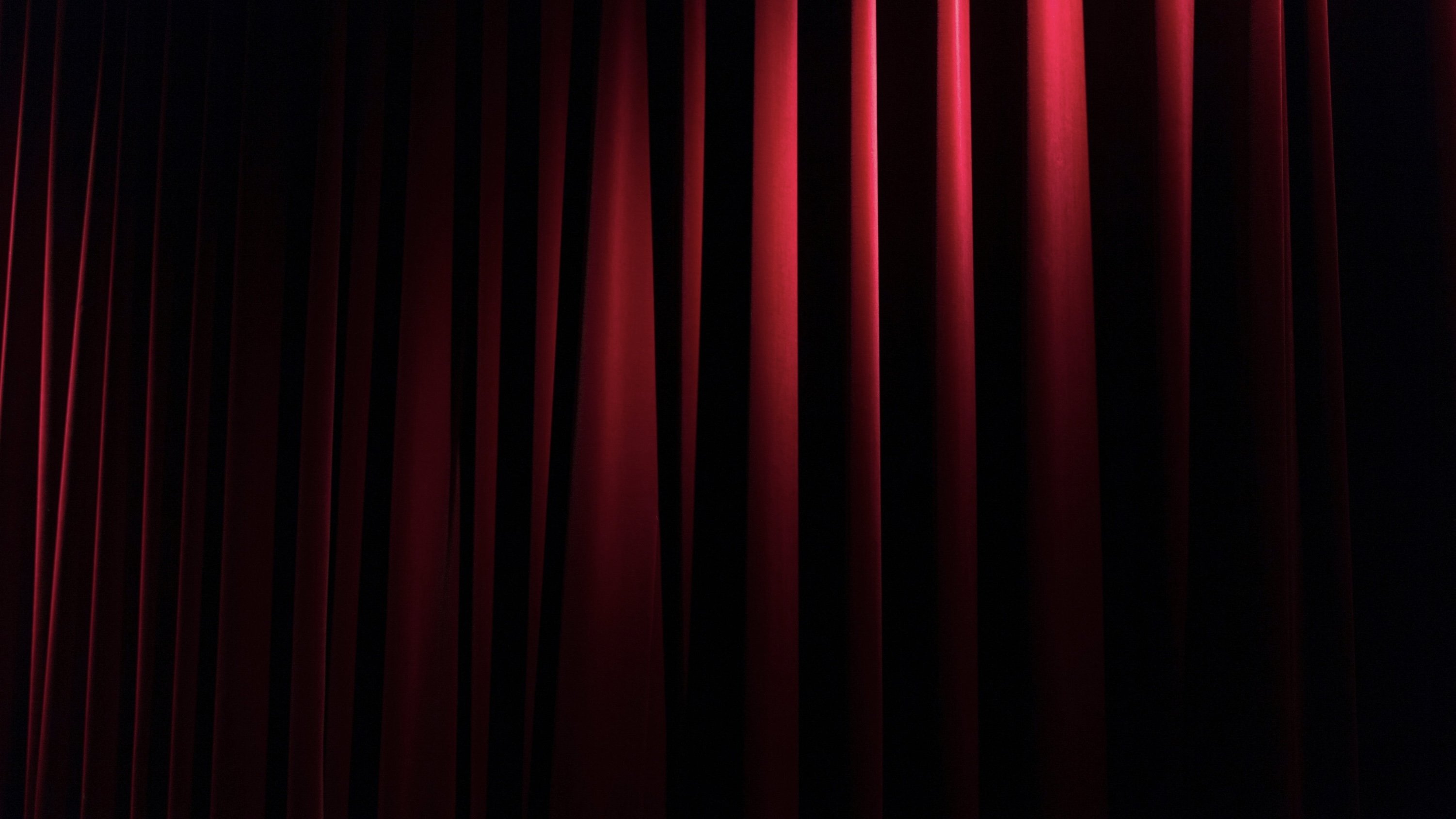 Crimson Unveiled|Crimson Unveiled