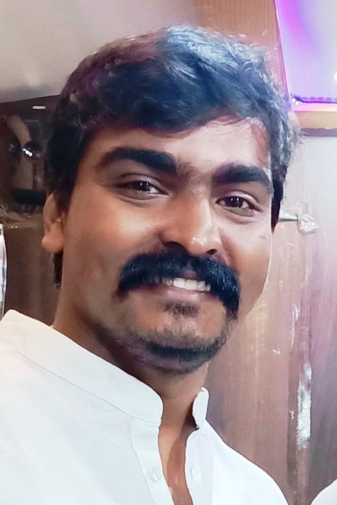 بازیگر S. Kaarthieswaran  