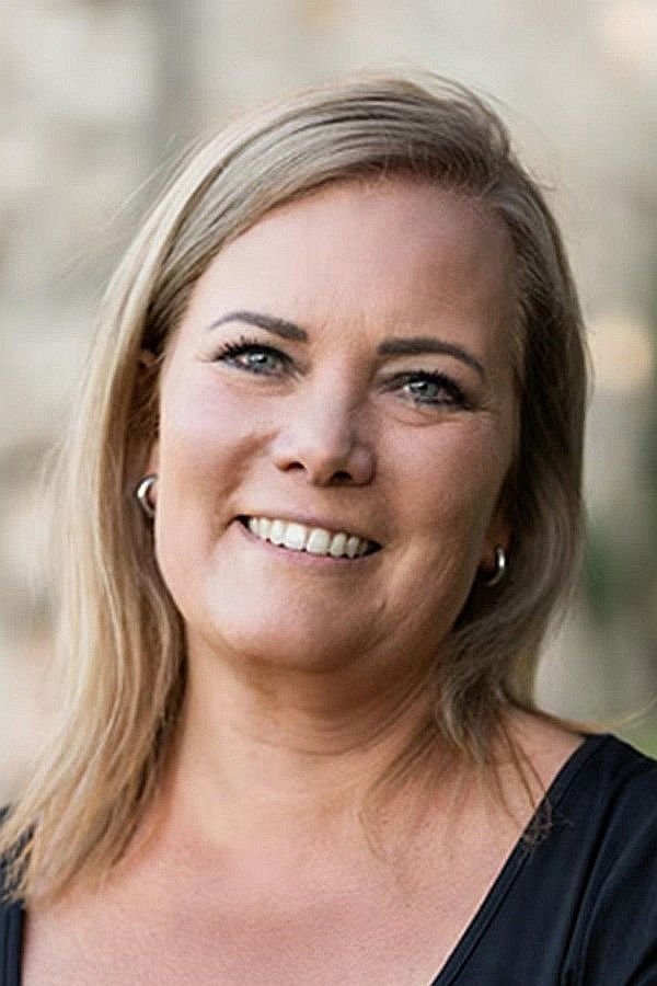 بازیگر Eveline Engels (51)  