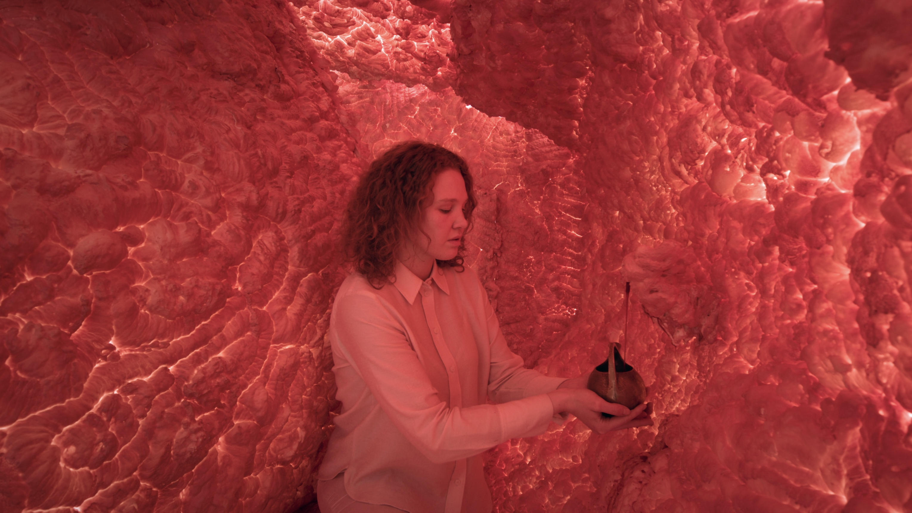 THE WOMAN WHOSE HEAD WAS AN ASTEROID|THE WOMAN WHOSE HEAD WAS AN ASTEROID