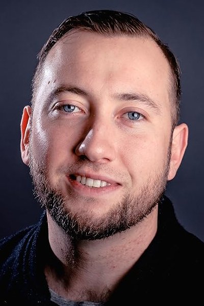 بازیگر Luke Lawrence  
