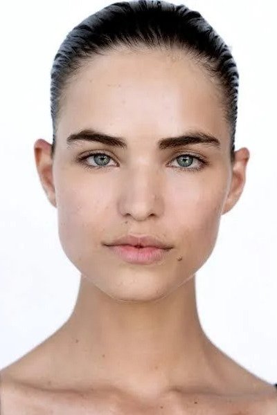 بازیگر Robin Holzken  