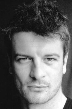 بازیگر Gordon Mahon  