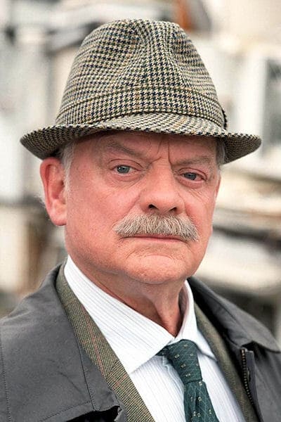 بازیگر David Jason  