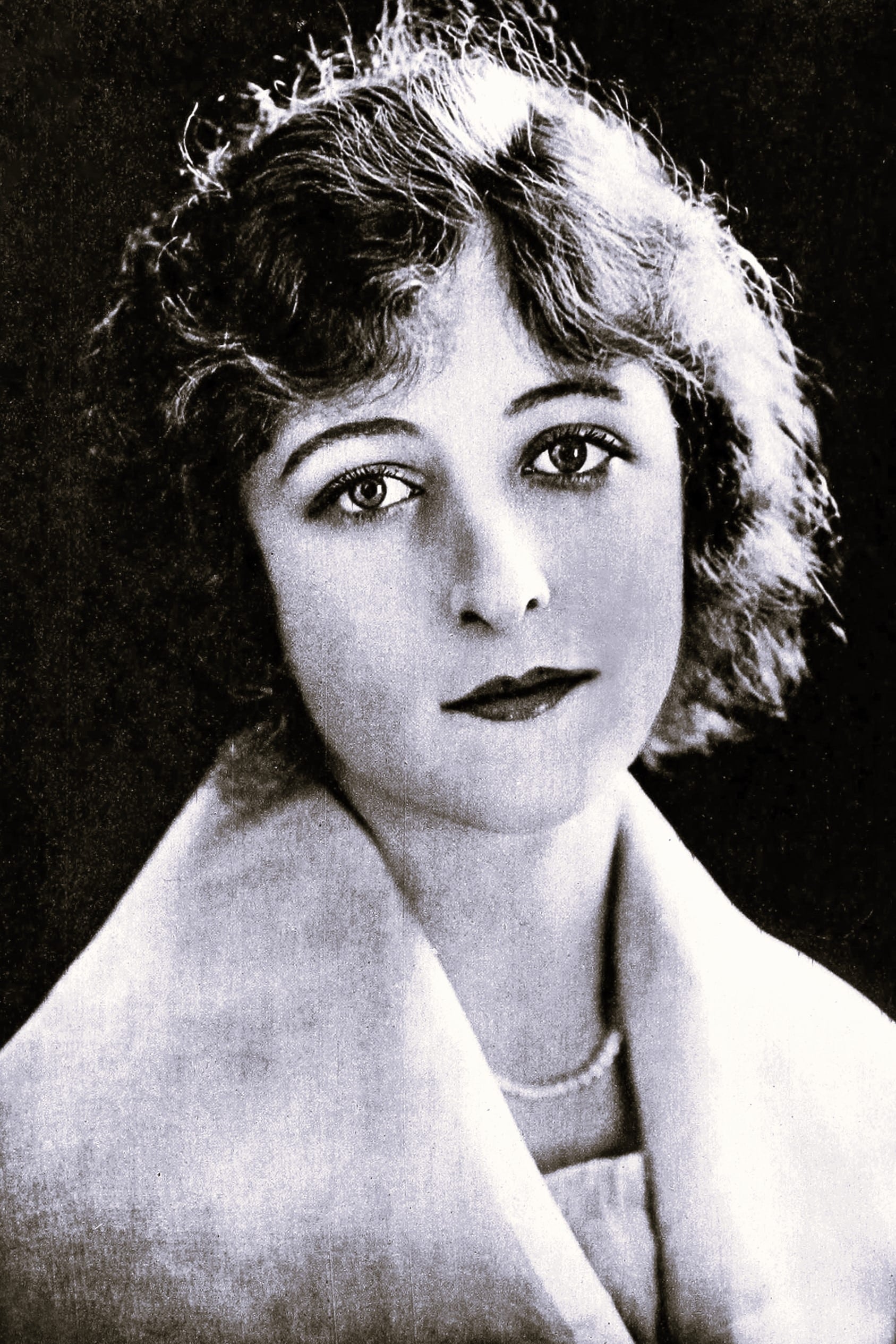 بازیگر Mildred Harris  