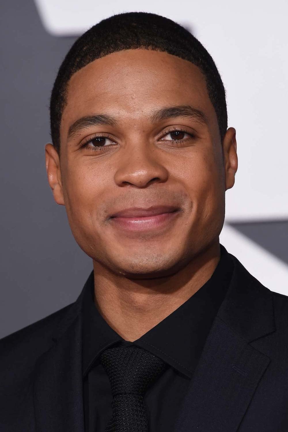 بازیگر Ray Fisher  