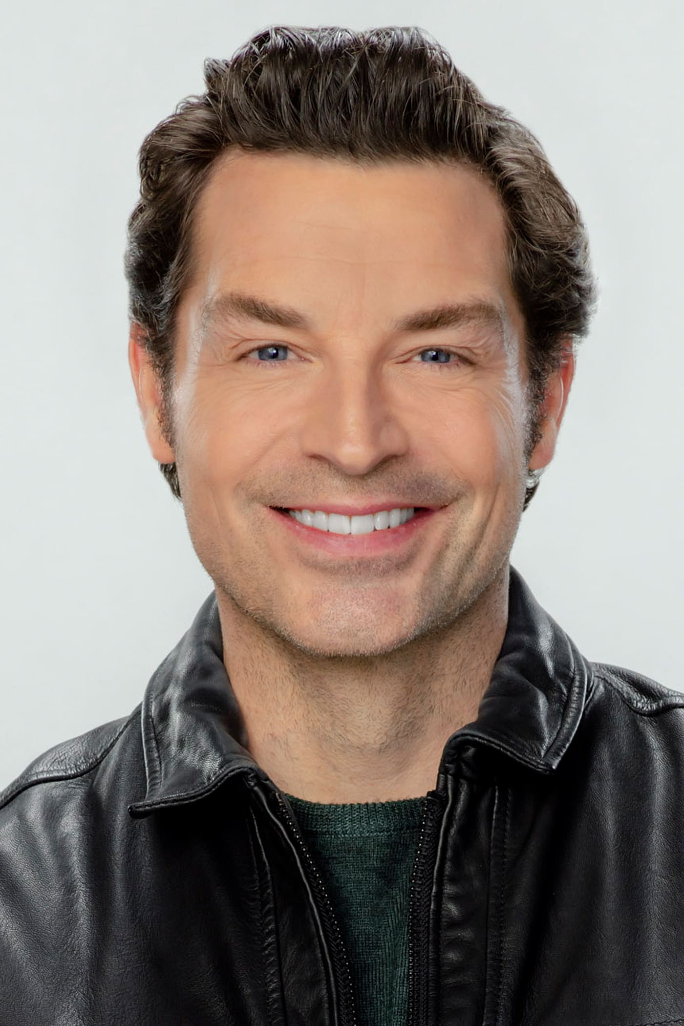 بازیگر Brennan Elliott  