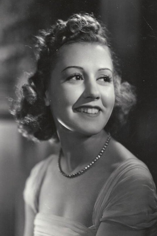 بازیگر María Luisa Gerona  