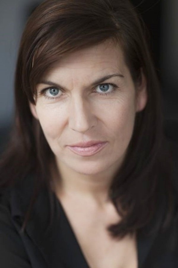 بازیگر Nicque Derenbach  