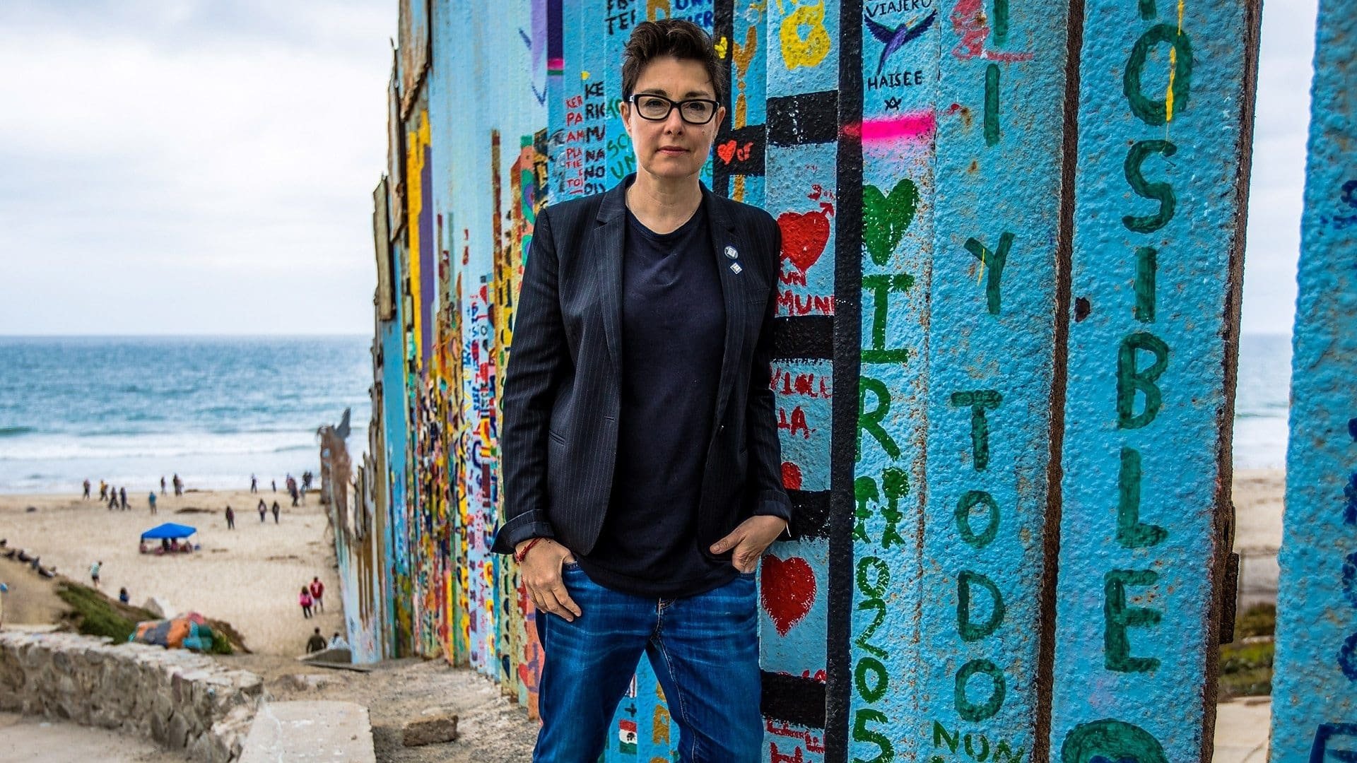 Sue Perkins: Along the US–Mexico Border|Sue Perkins: Along the US–Mexico Border