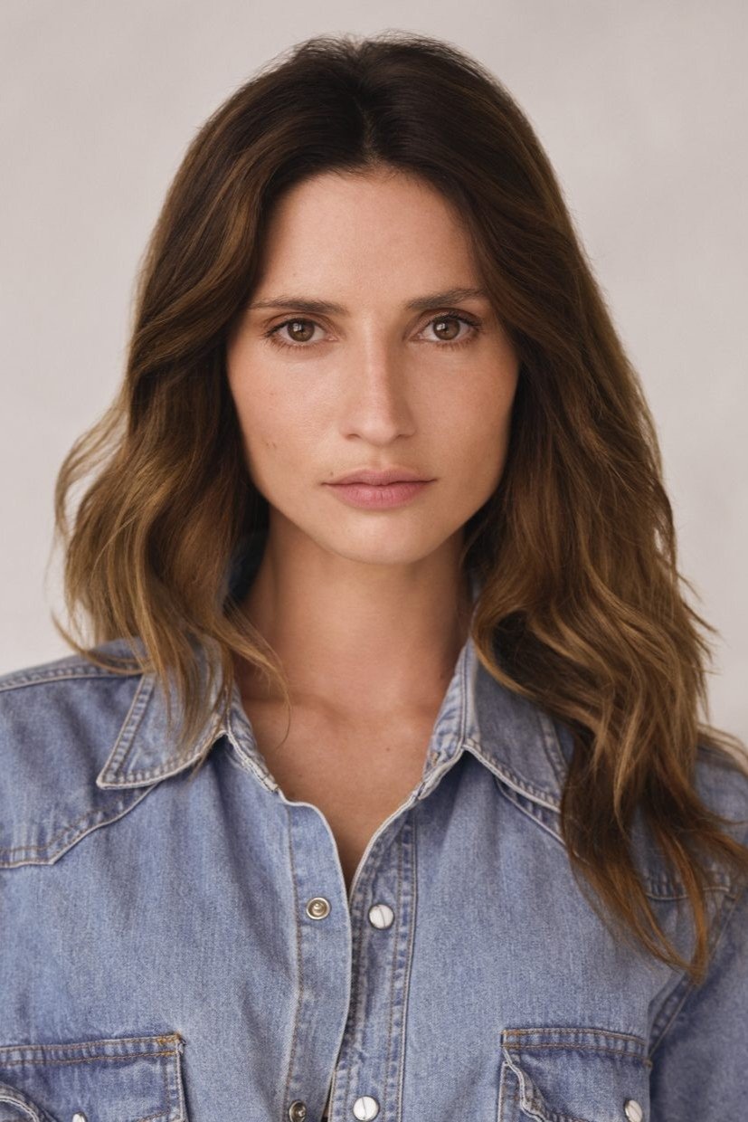 بازیگر Alice Contreiras  