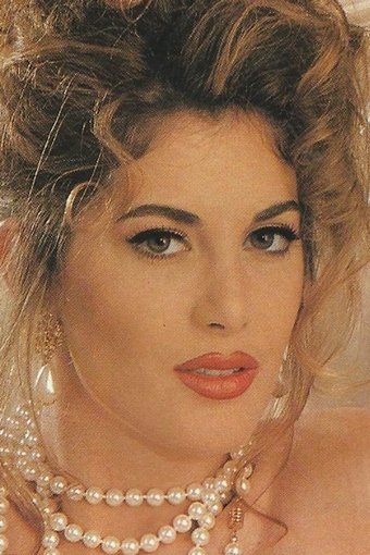 بازیگر Celeste  