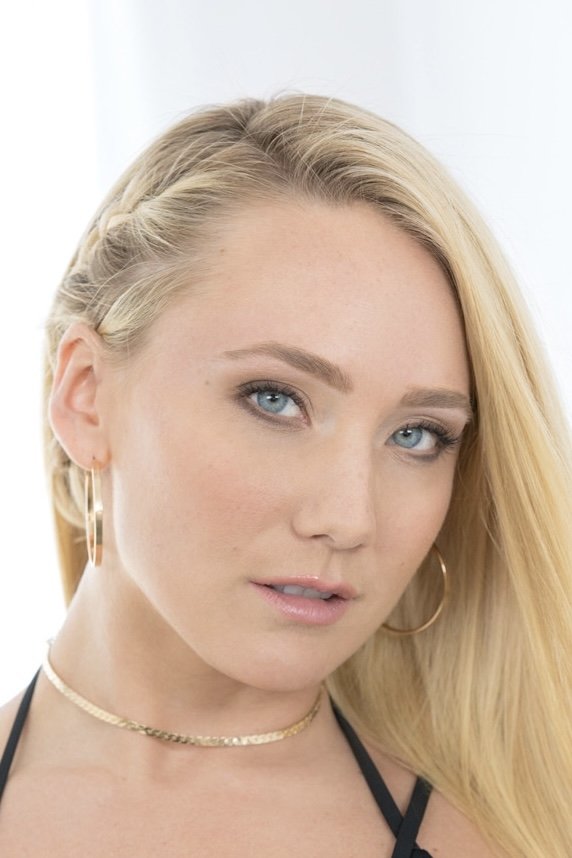 بازیگر AJ Applegate  