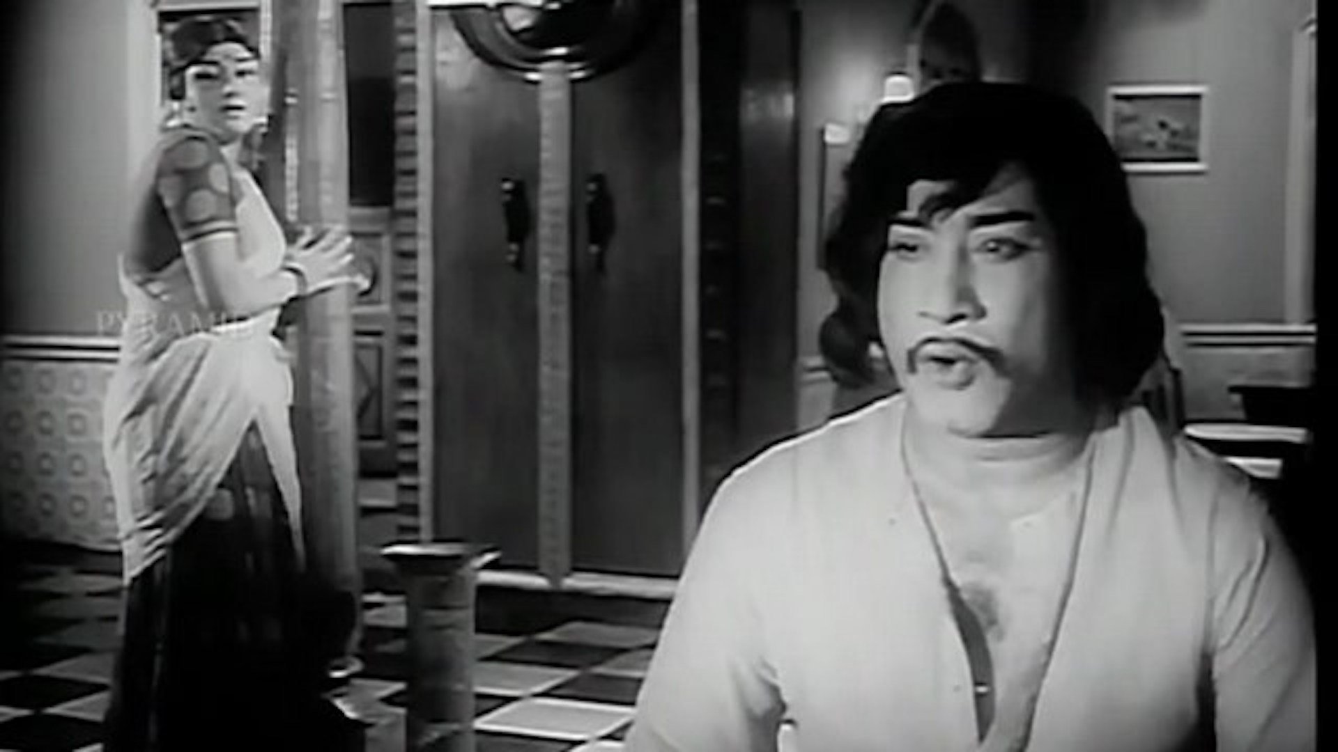 Pattikada Pattanama|Pattikada Pattanama