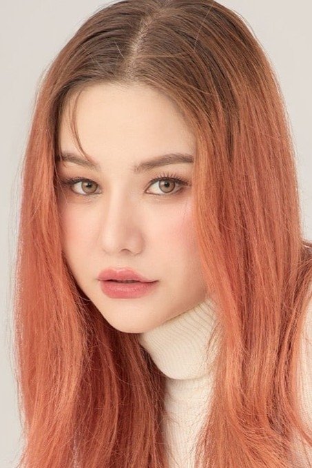 بازیگر ซาแมนท่า เมลานี่ โค้ทส์  