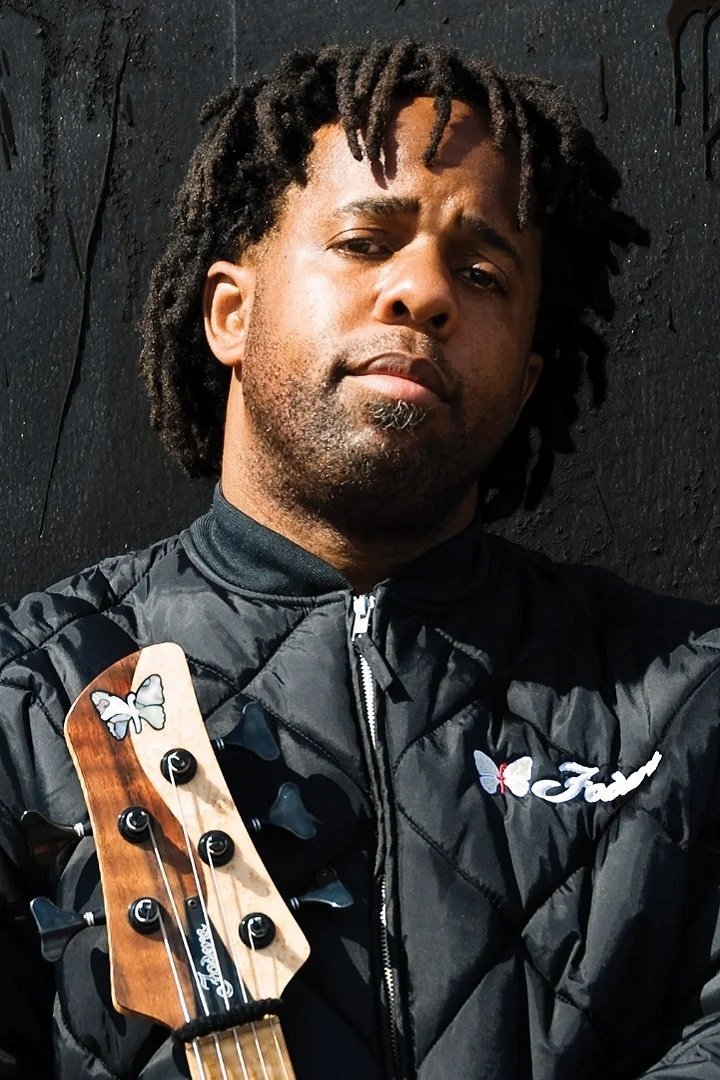 بازیگر Victor Wooten  