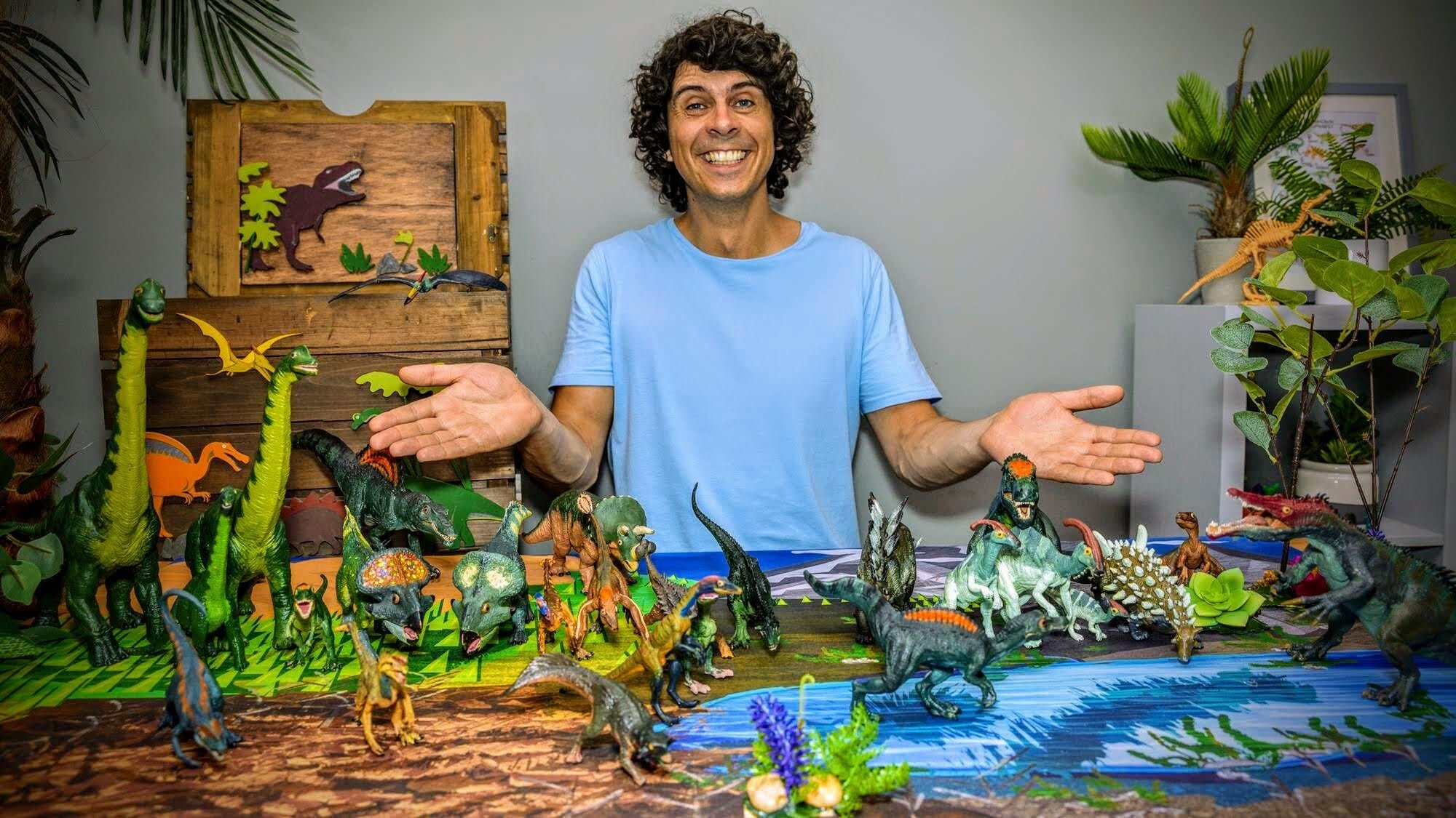 Andy's Dino Toybox|Andy's Dino Toybox