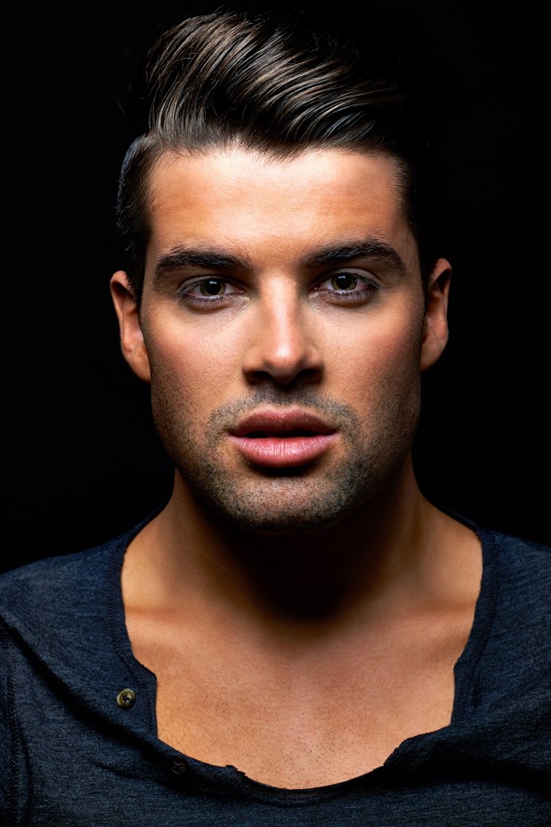 بازیگر Joe McElderry  