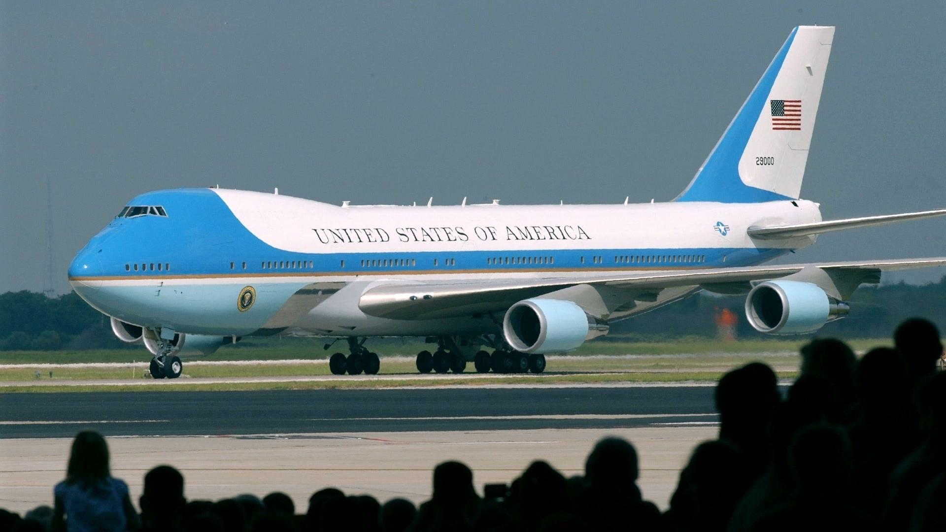 On Board Air Force One|On Board Air Force One