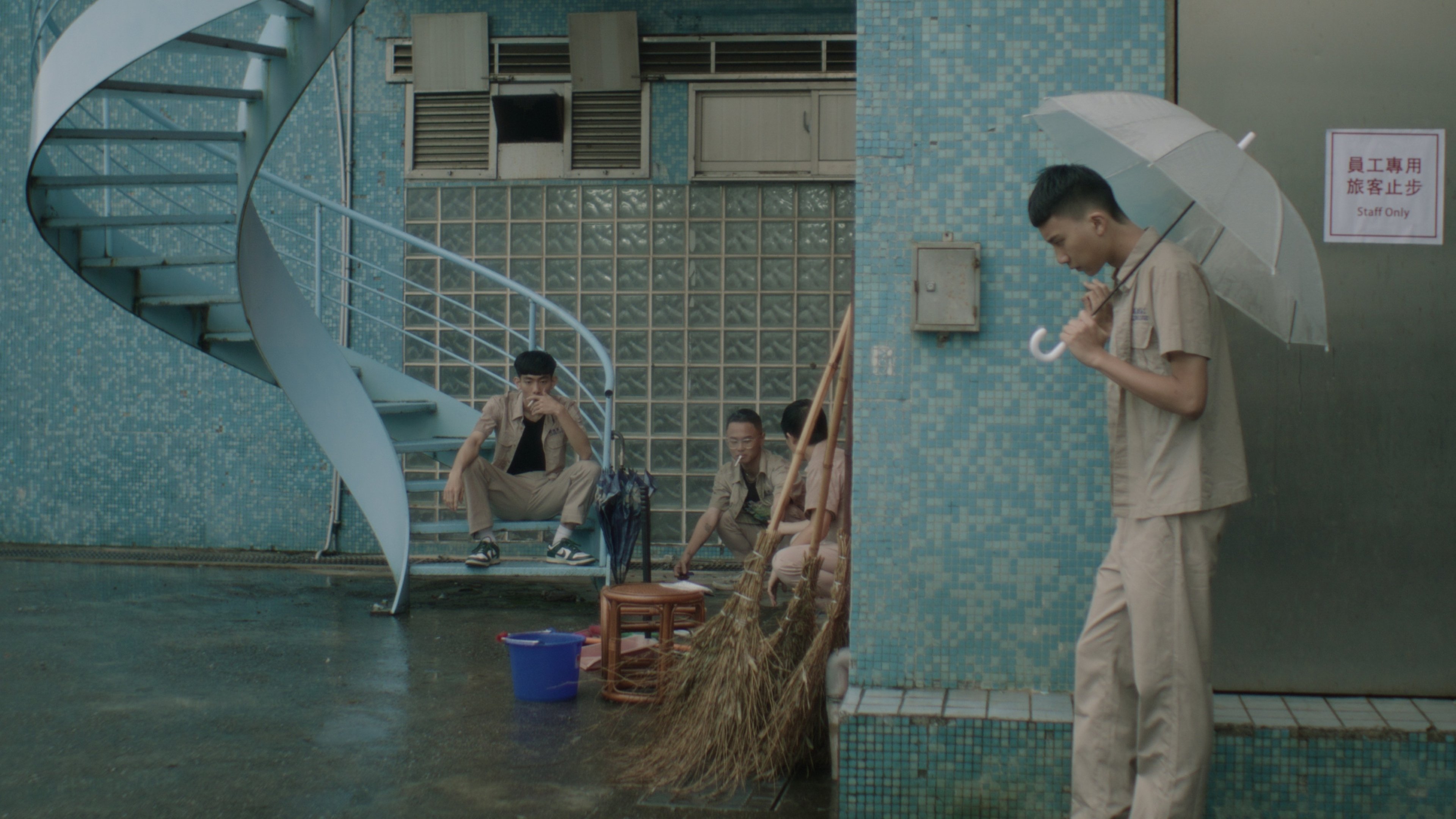 夏夜潮濕|夏夜潮濕