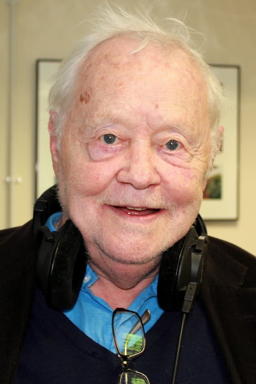 بازیگر Dudley Sutton  