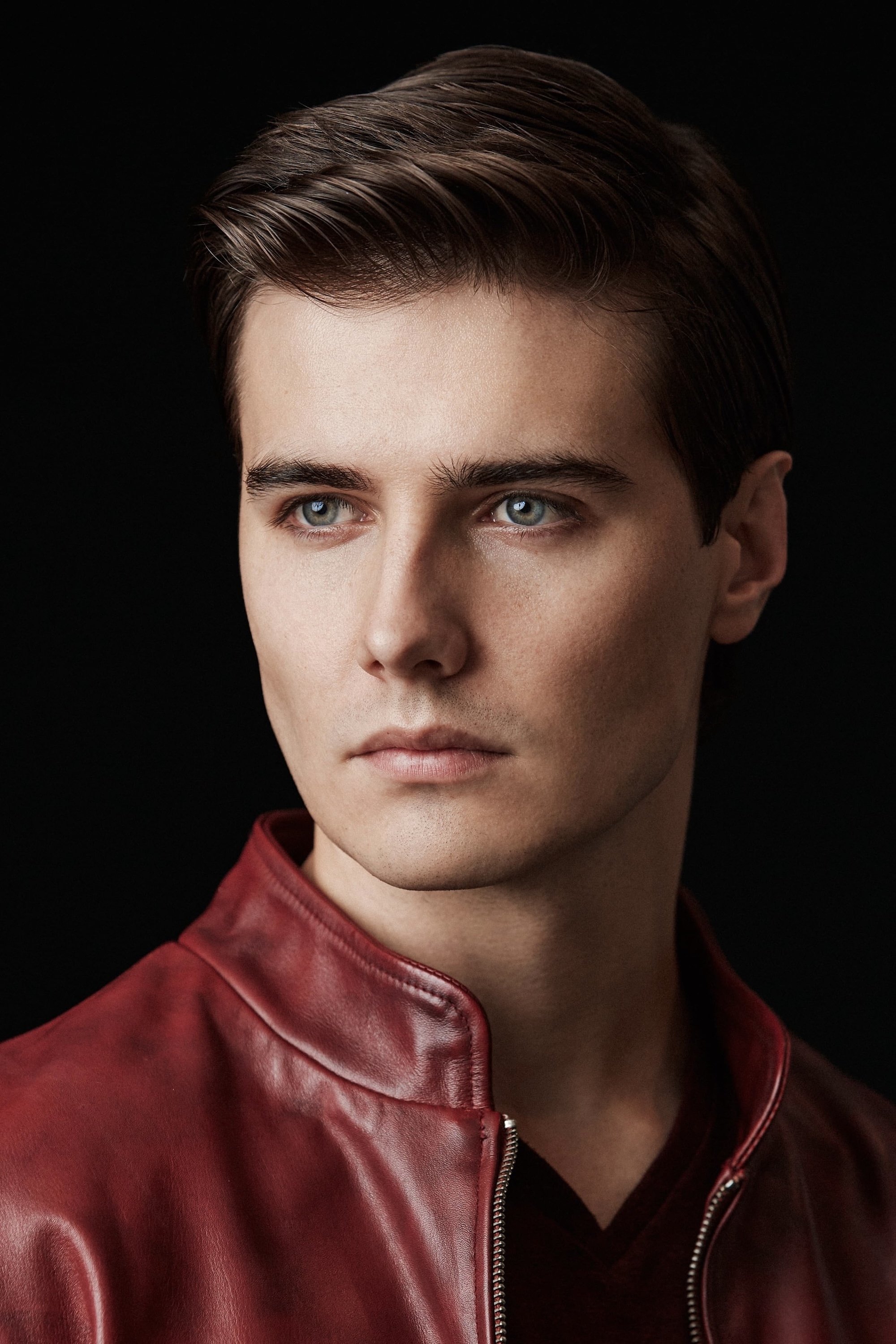 بازیگر Connor Barton  