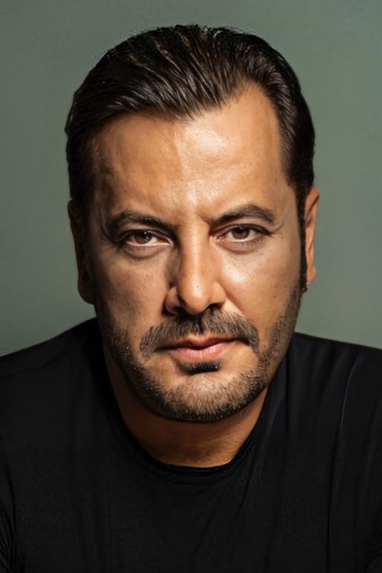 بازیگر İlker Kurt  