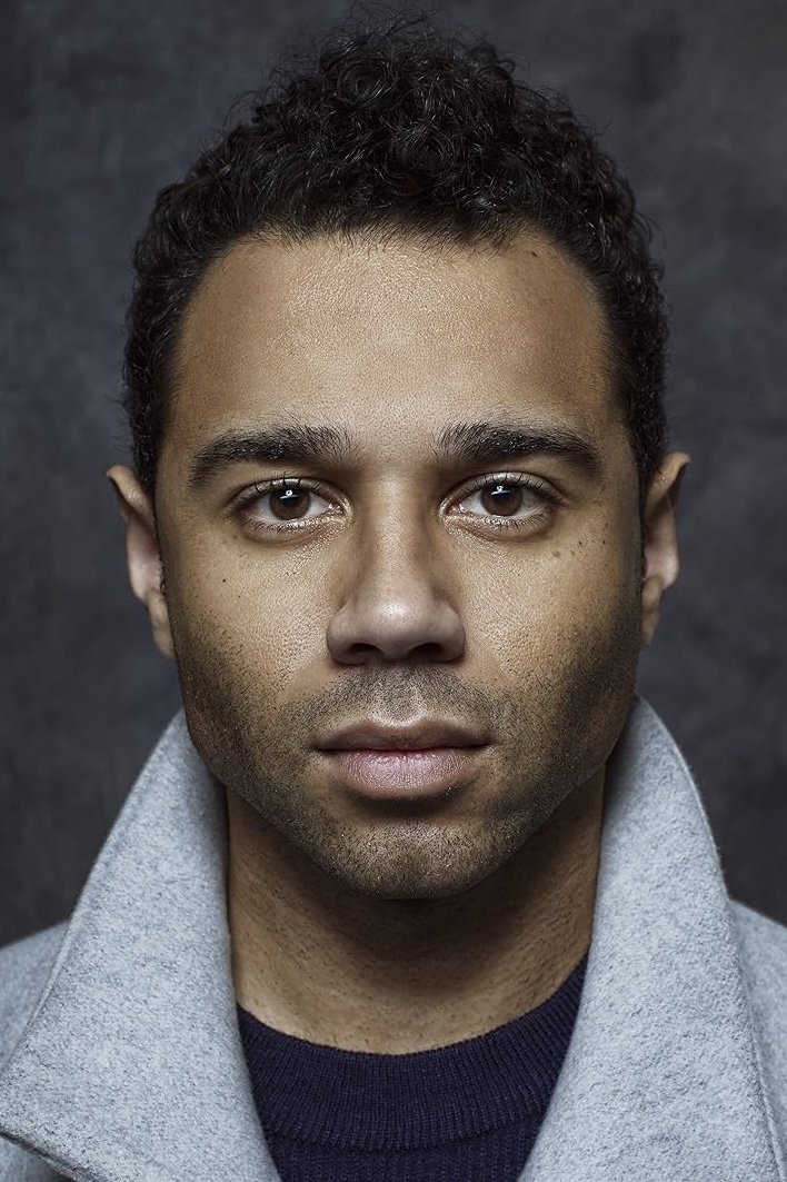 بازیگر Corbin Bleu  