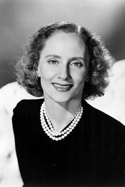بازیگر Harriet Parsons  